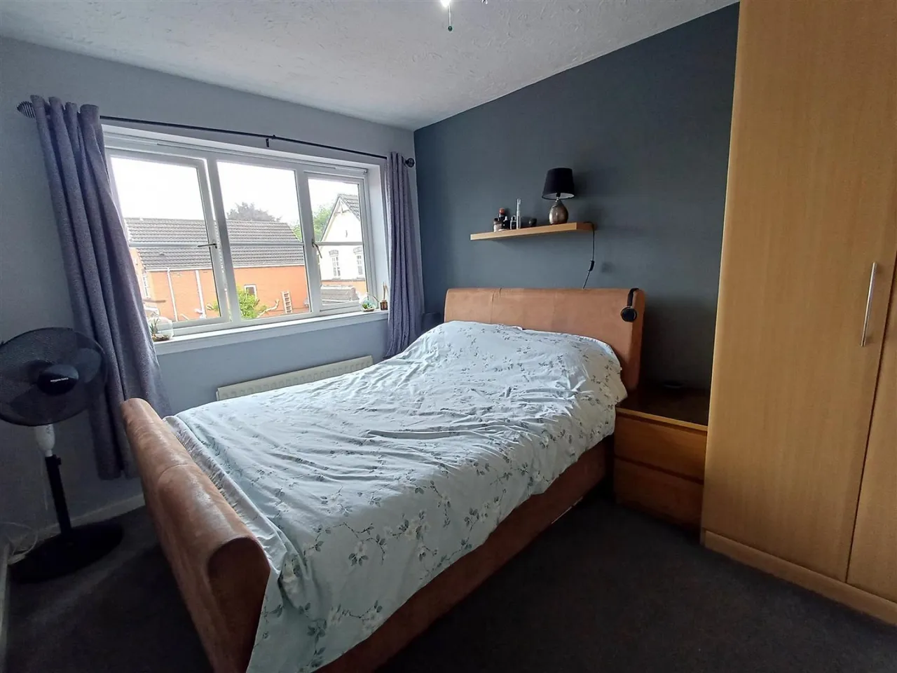 Wesley Close, Cradley Heath, photo 2