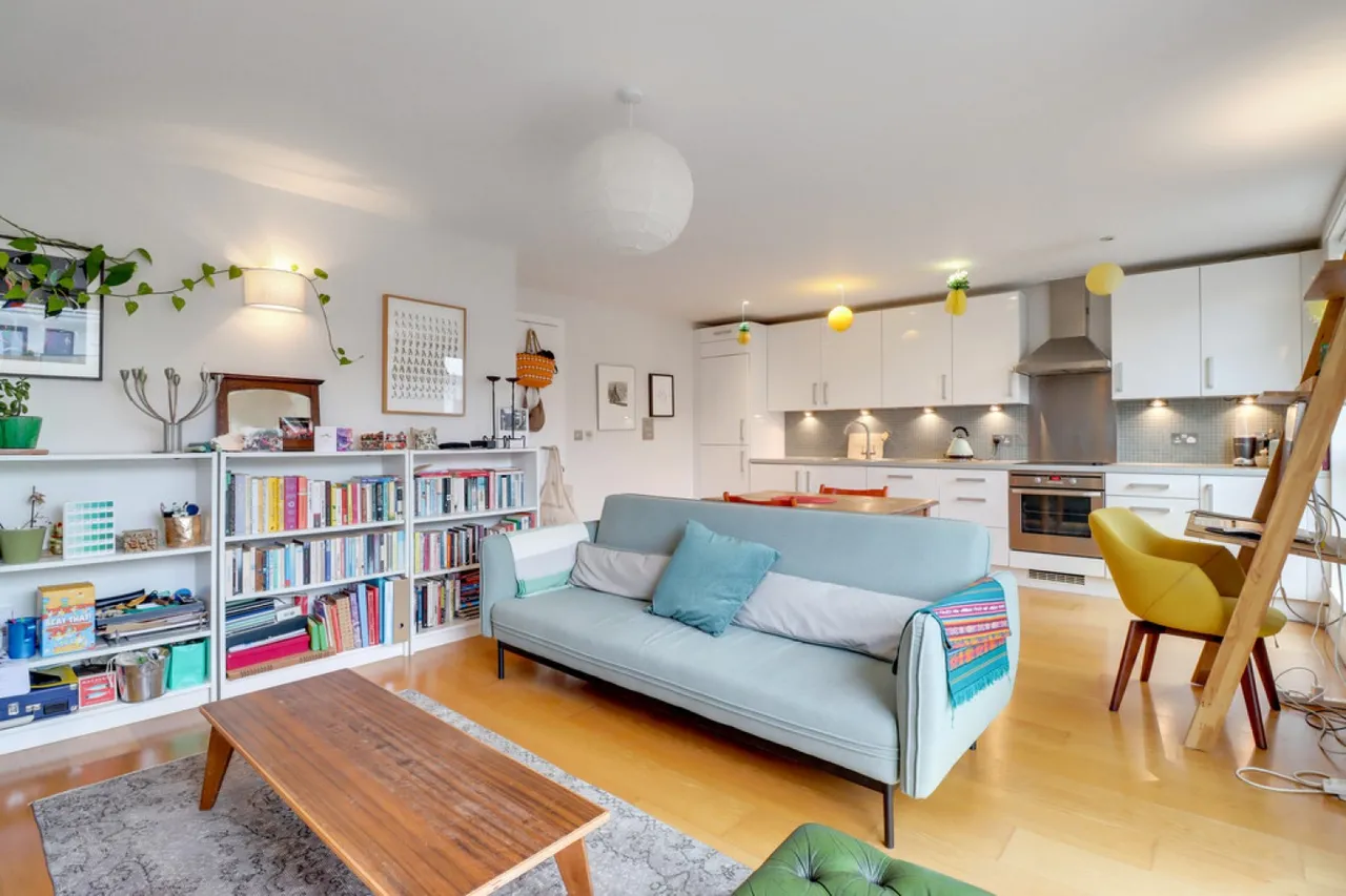 1 bed flat for sale — Kleine Wharf, Hackney