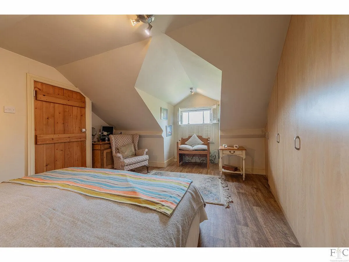 Main Street, Leicester, LE8, photo 28