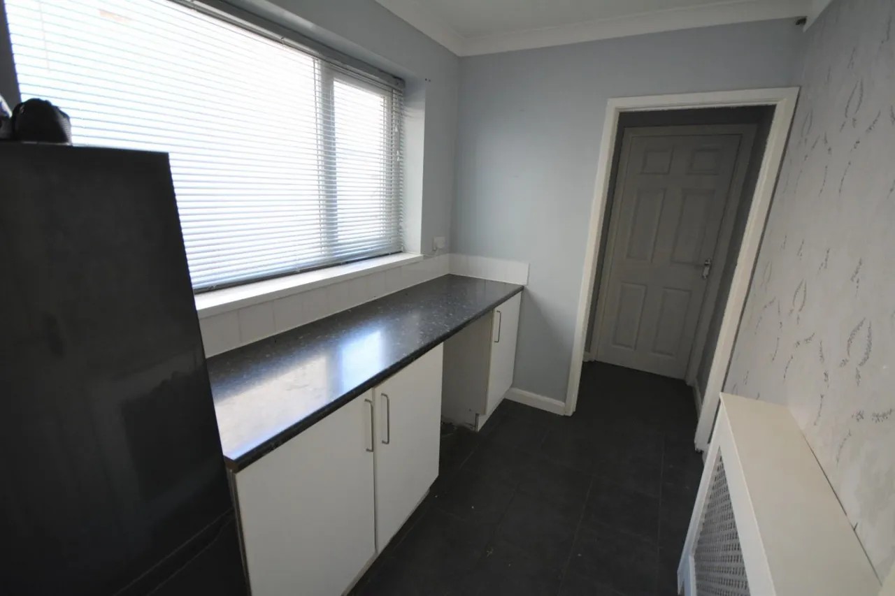 Tindale Crescent, Bishop Auckland, DL14, photo 4