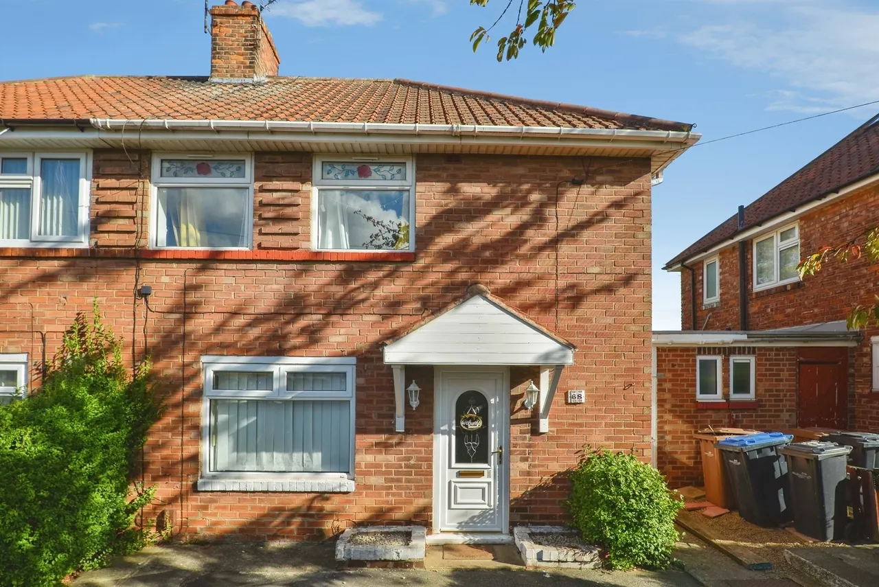 2 bed house for sale, Carisbrooke Avenue, Middlesbrough, TS3