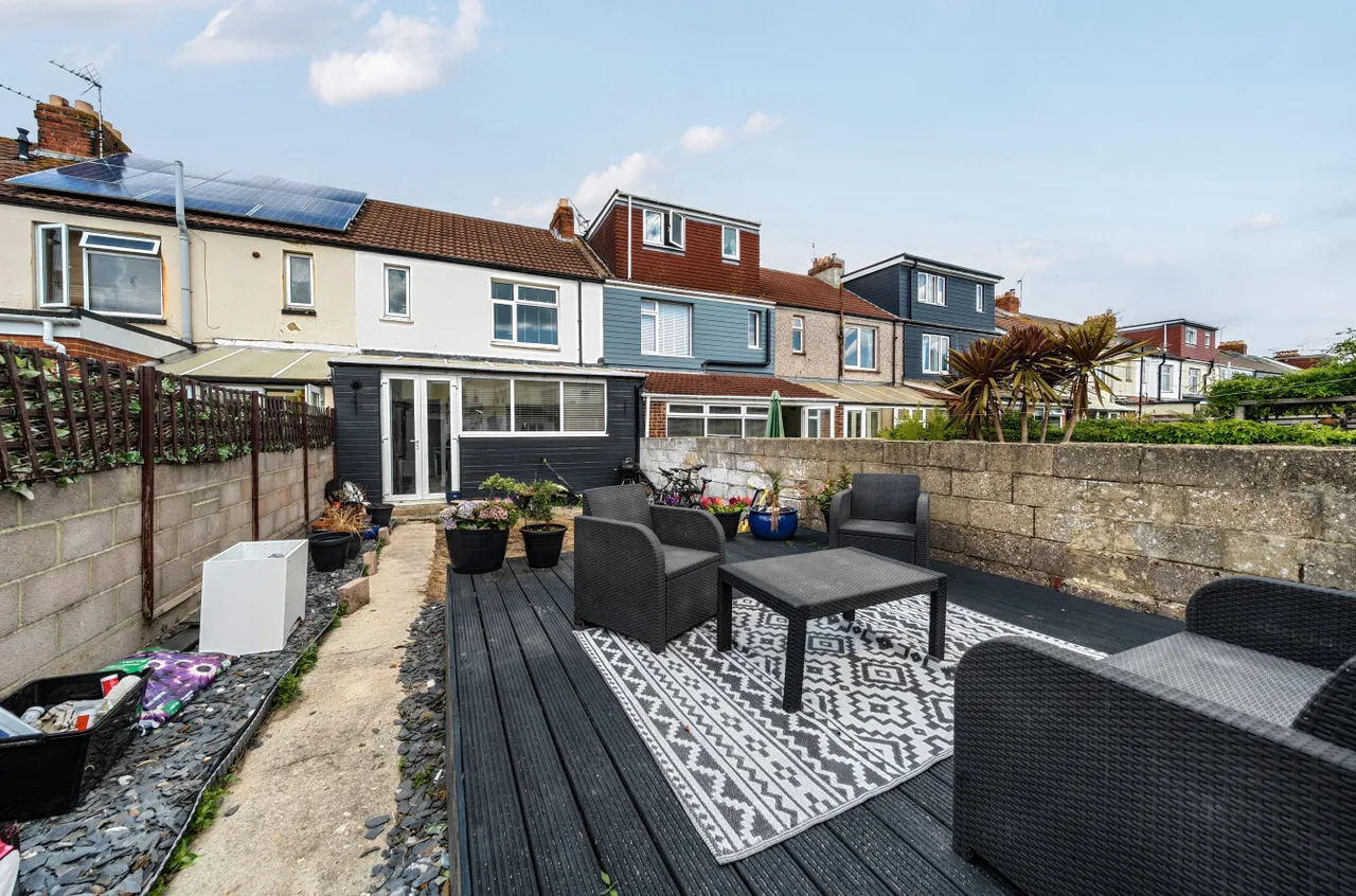 Lovett Road, Portsmouth, PO3, photo 11