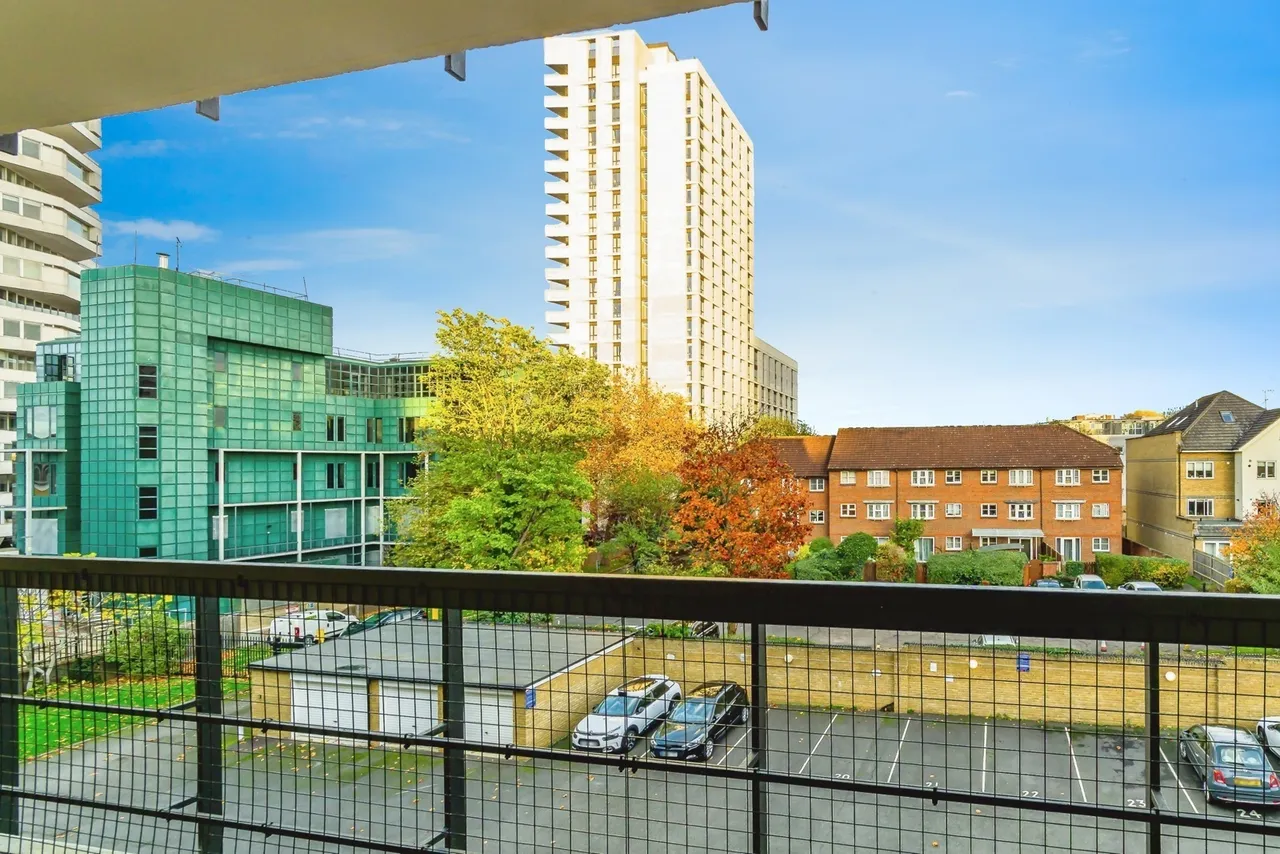 Altyre Road, Croydon, CR0, photo 13