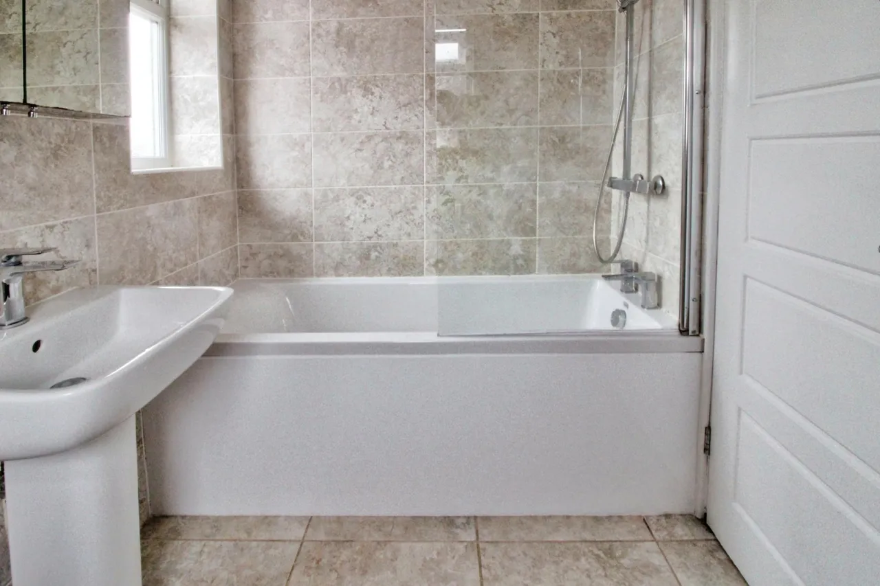 Grange Road, Rotherham, S60, photo 22