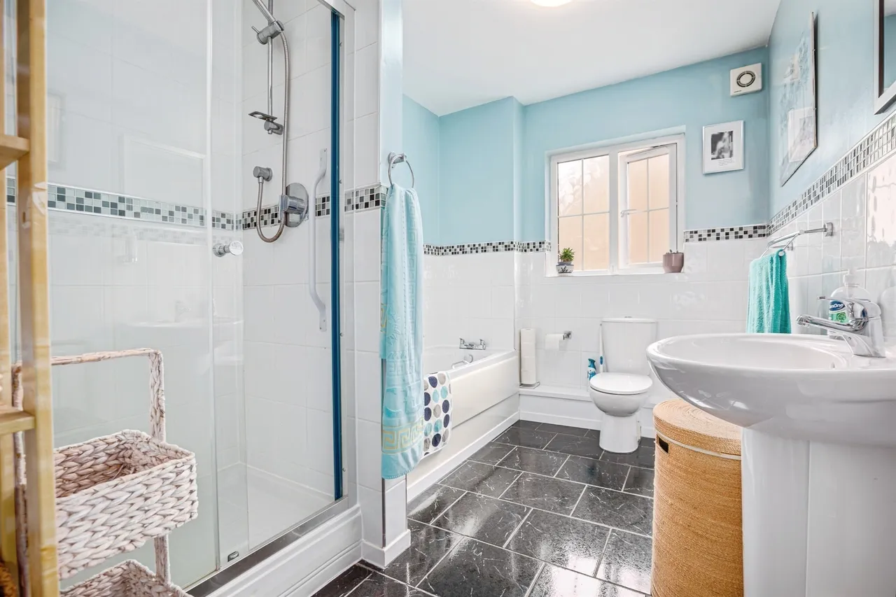 Clos Yr Afon AMMANFORD, SA18, photo 13