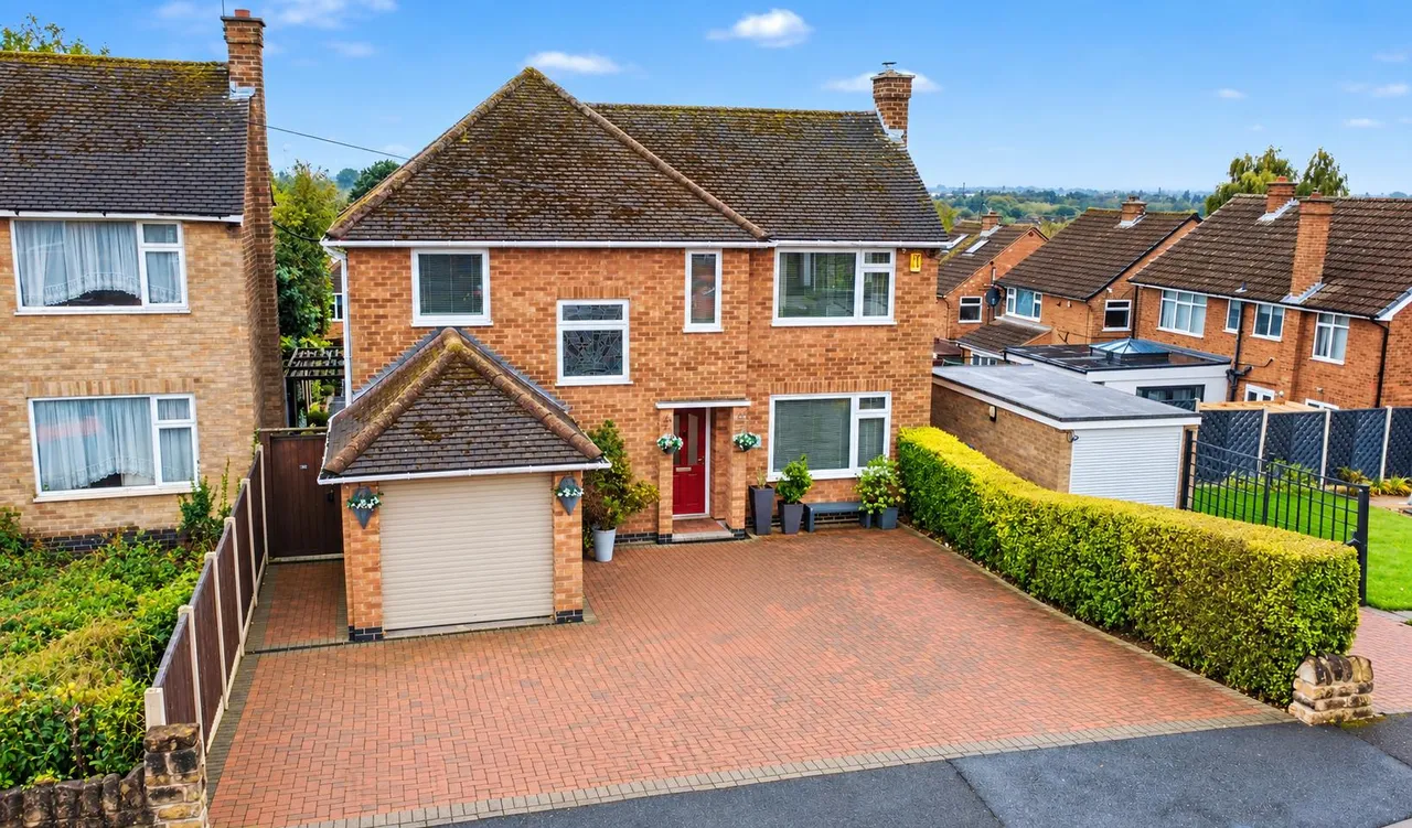 3 bed house for sale, Petworth Avenue, Toton, NG9