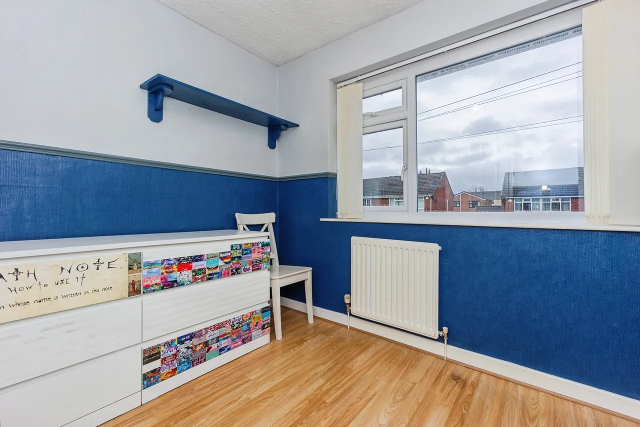 St. Johns Close, Dukinfield, SK16, photo 11