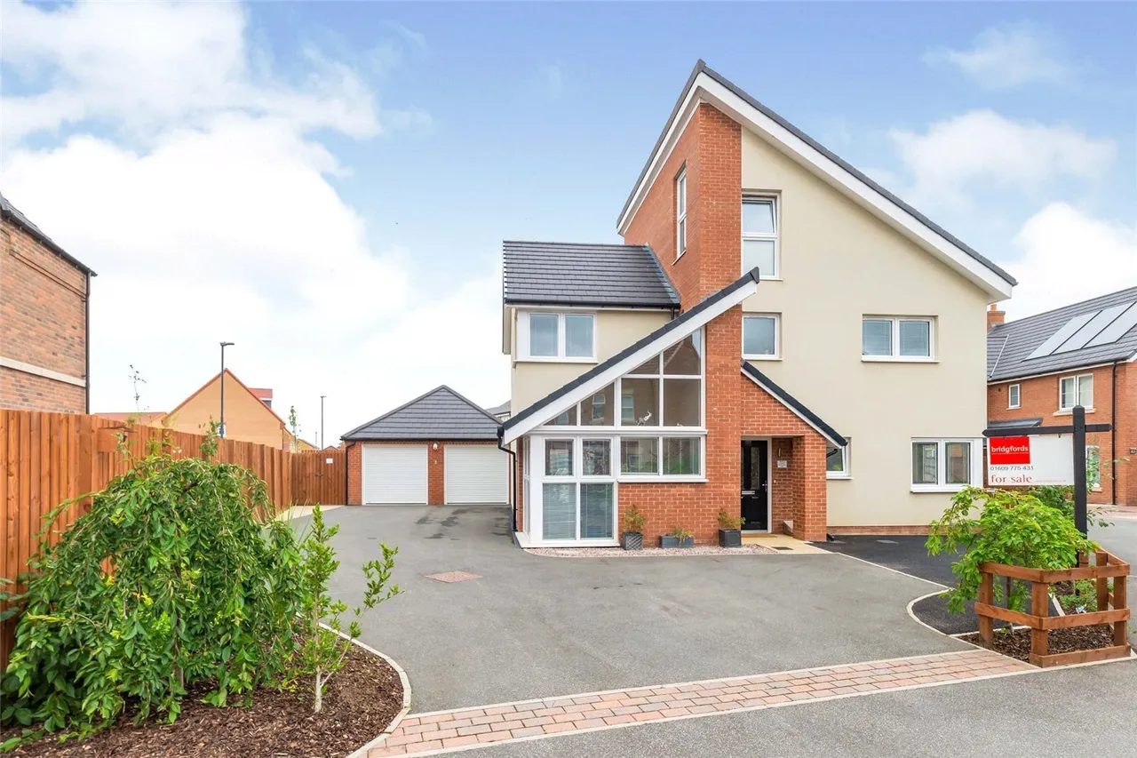 5 bed house for sale, Poplar Crescent, Thirsk, YO7