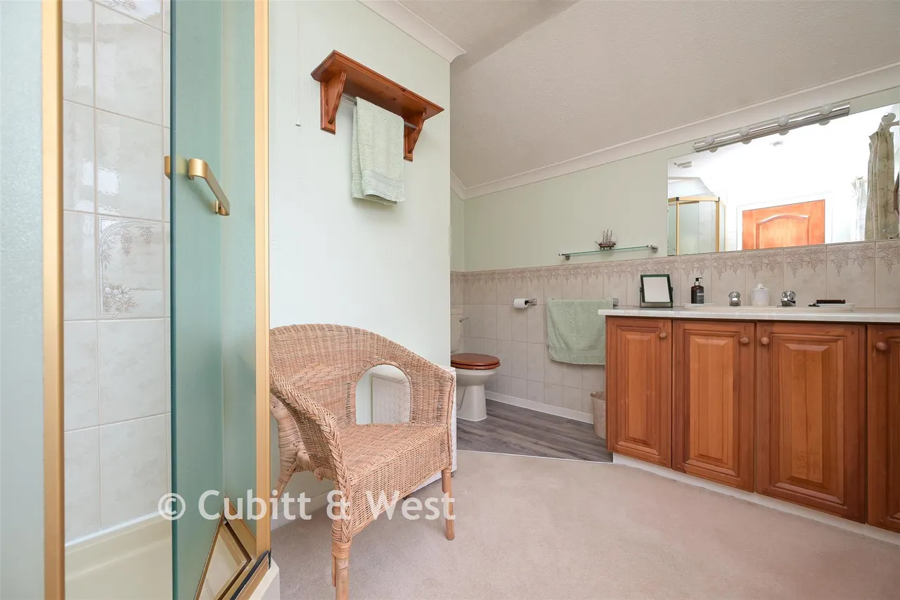 Daneshill, Redhill, RH1, photo 12