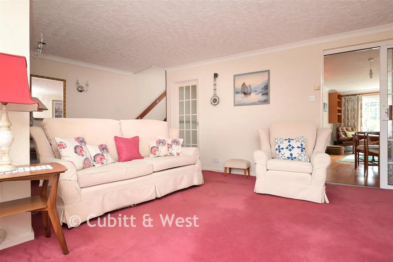 Daneshill, Redhill, RH1, photo 3