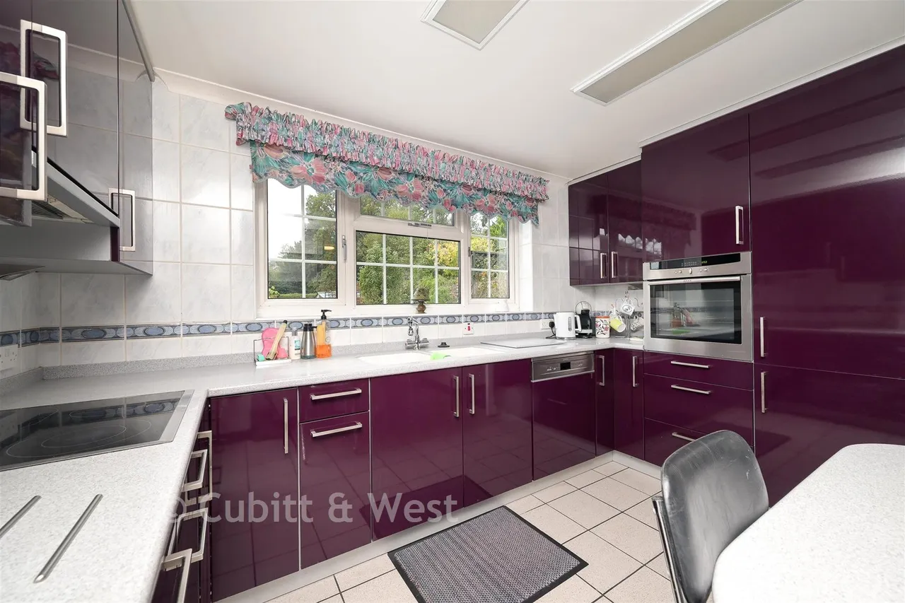 Daneshill, Redhill, RH1, photo 7