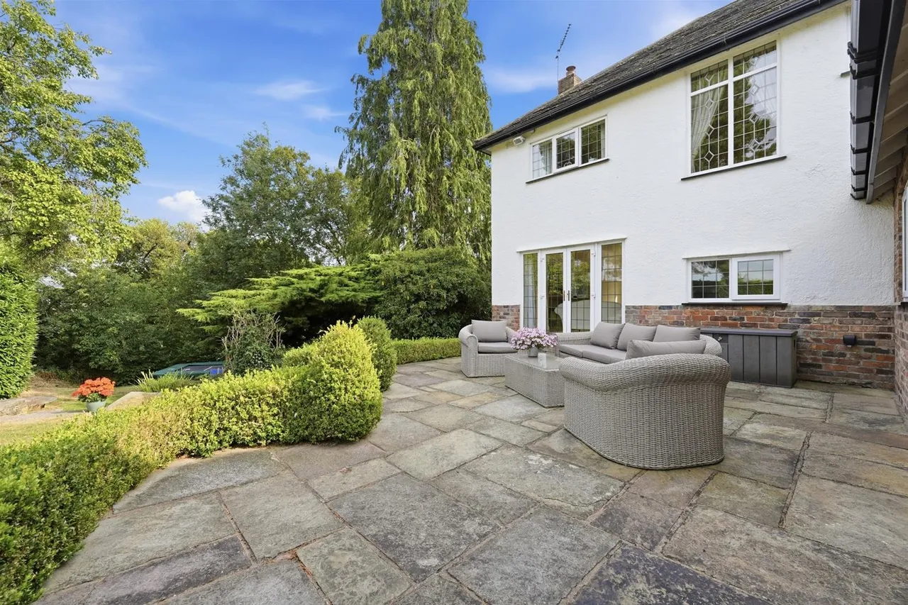 Dale Head Road, Prestbury, Macclesfield, photo 29
