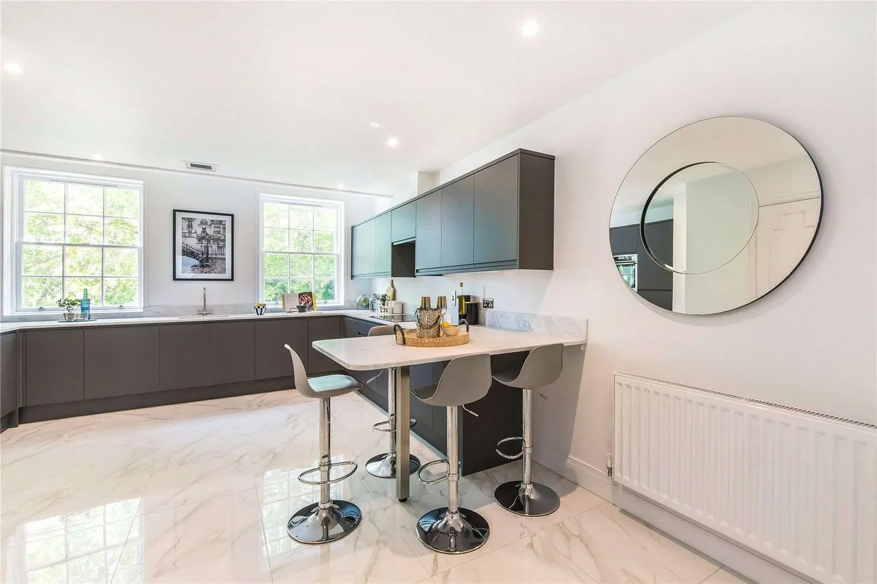 Gloucester Square, London, W2 2TW, photo 11