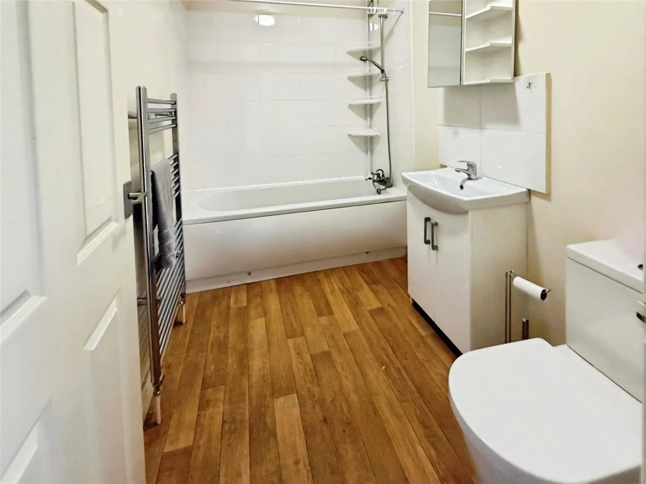 Hawthorne Terrace, Crosland Moor, HD4, photo 6