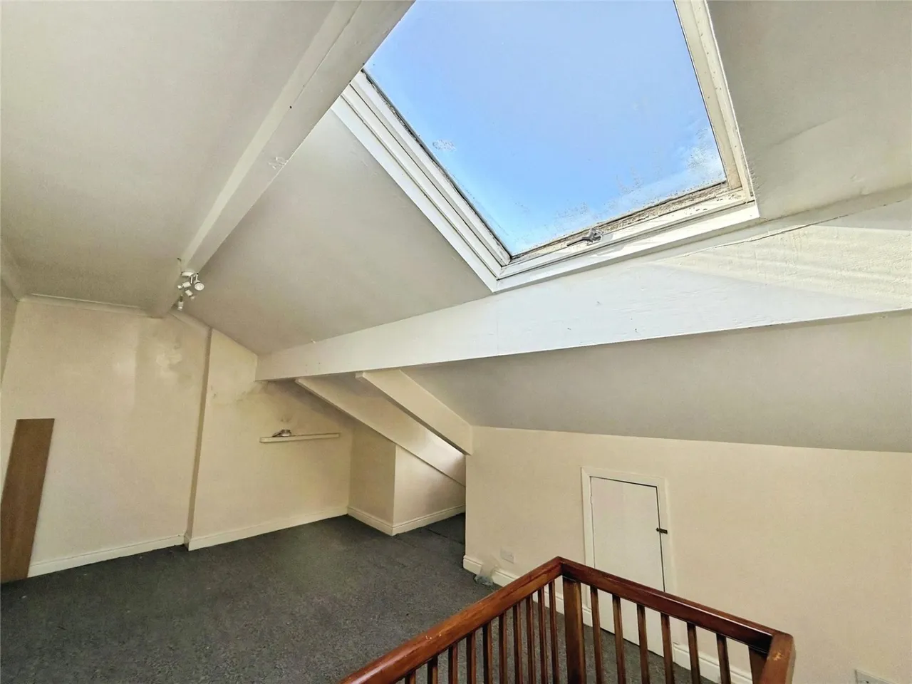 Hawthorne Terrace, Crosland Moor, HD4, photo 9