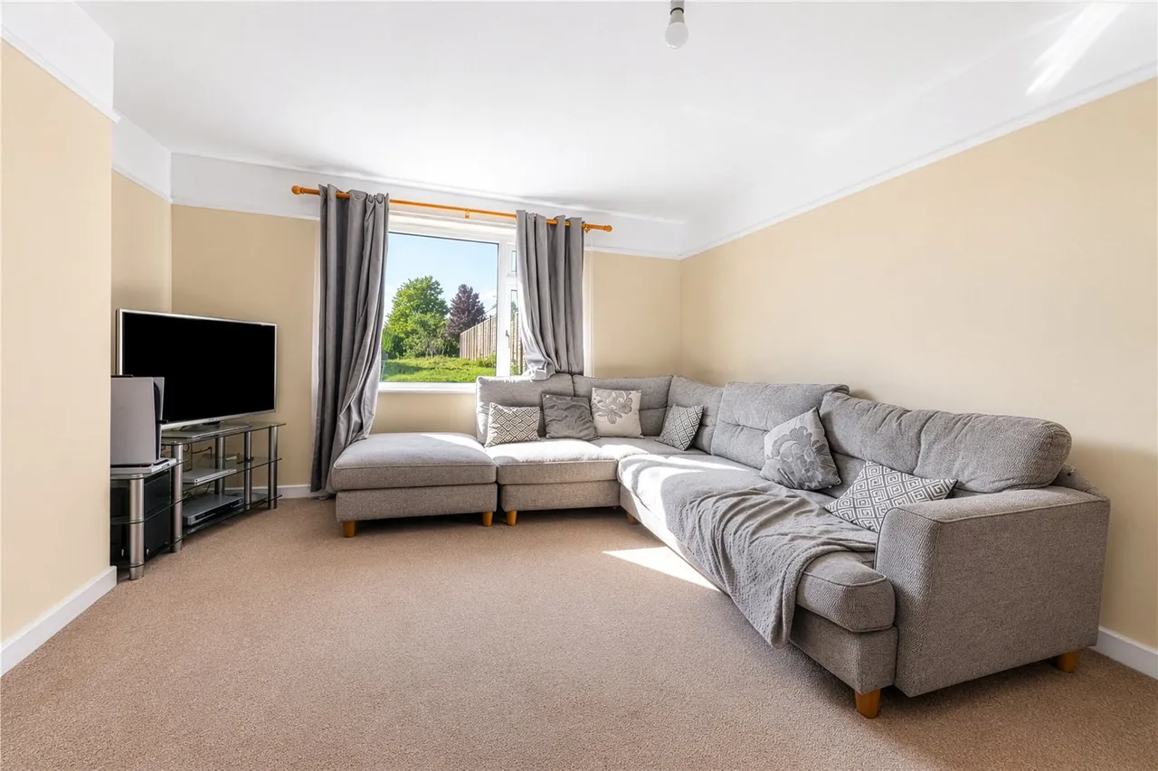Willow Crescent, Oakham, LE15, photo 4