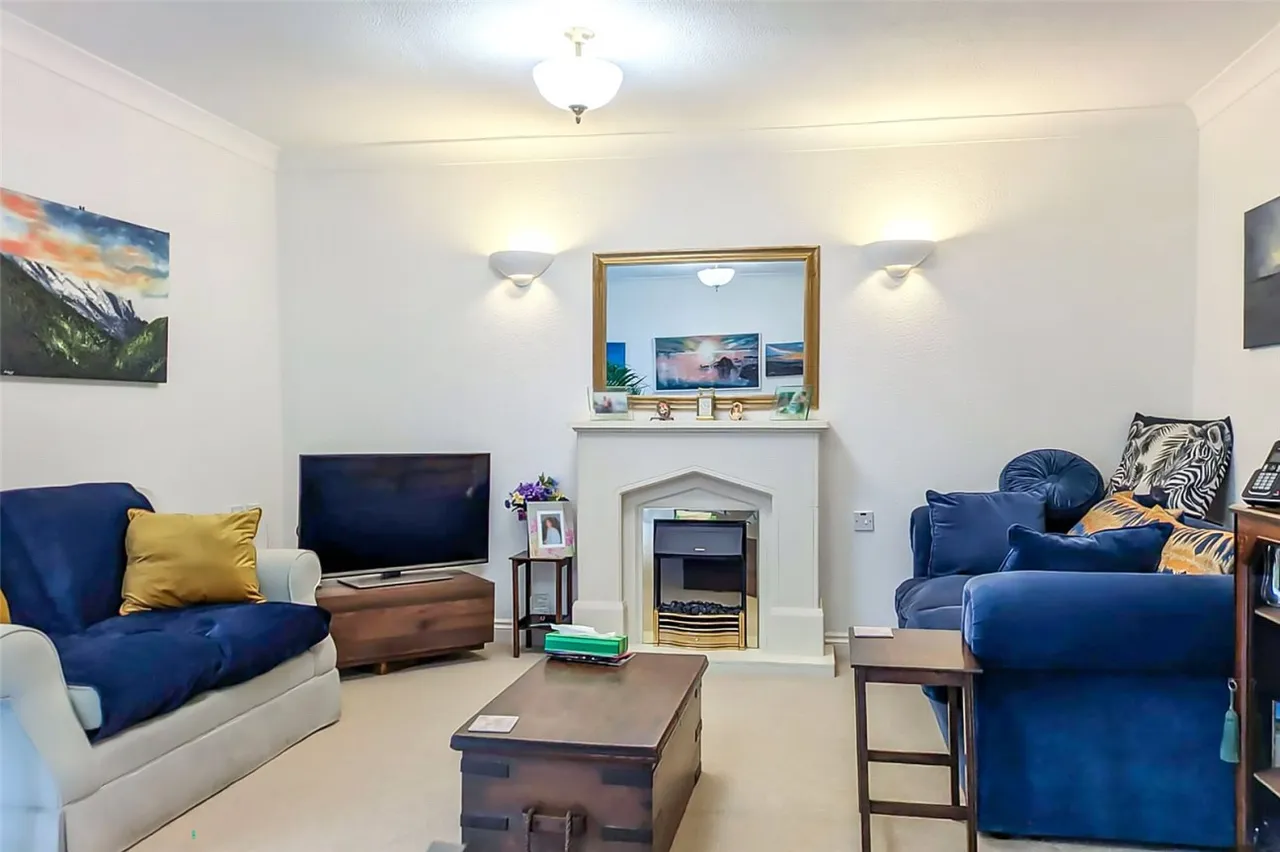 Angmering, BN16, photo 12