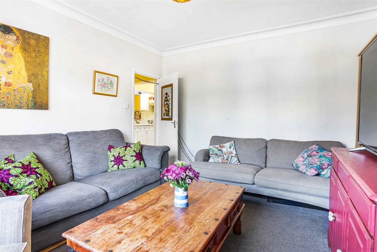 Abbotts Road, Cheam, SM3 9ST, photo 4