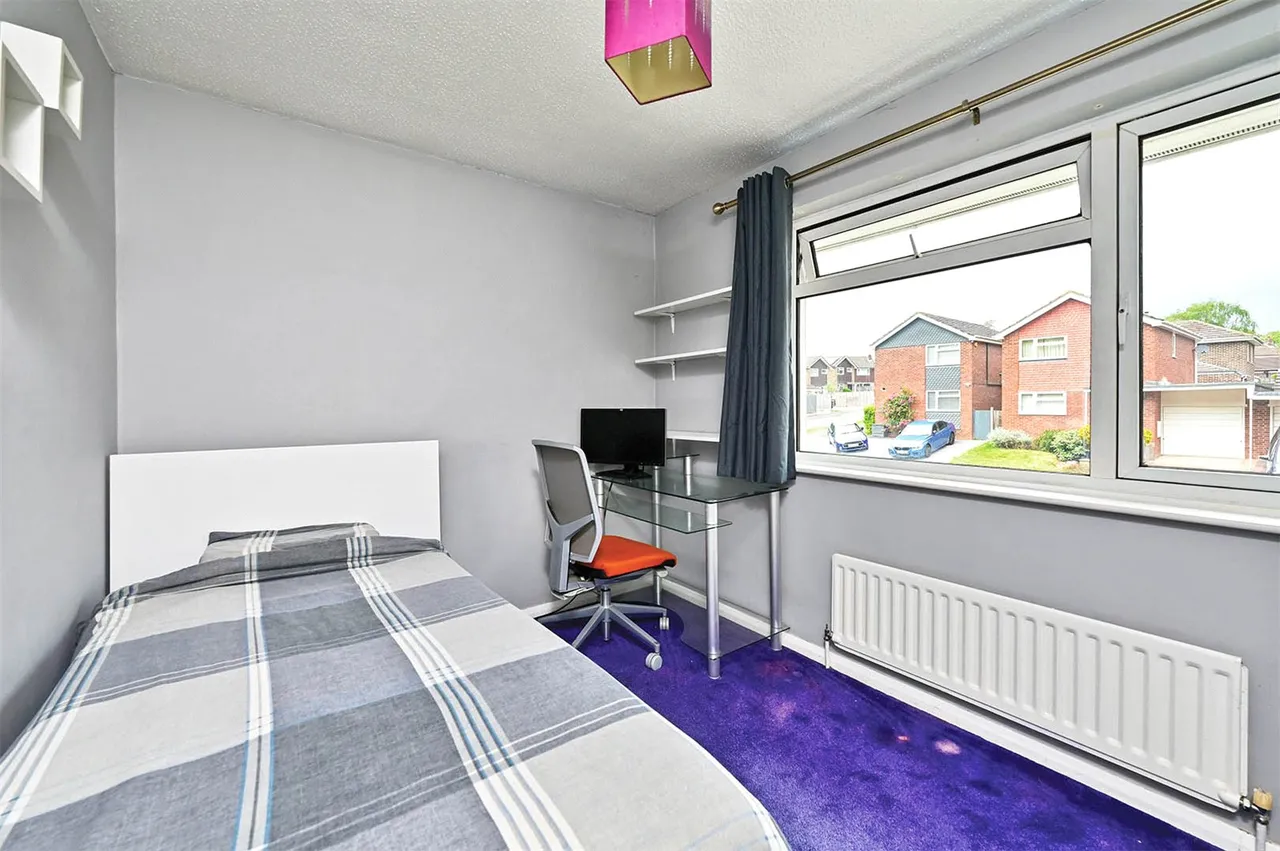 Bramshott Drive, Hook, Hampshire, RG27 9EY, photo 12