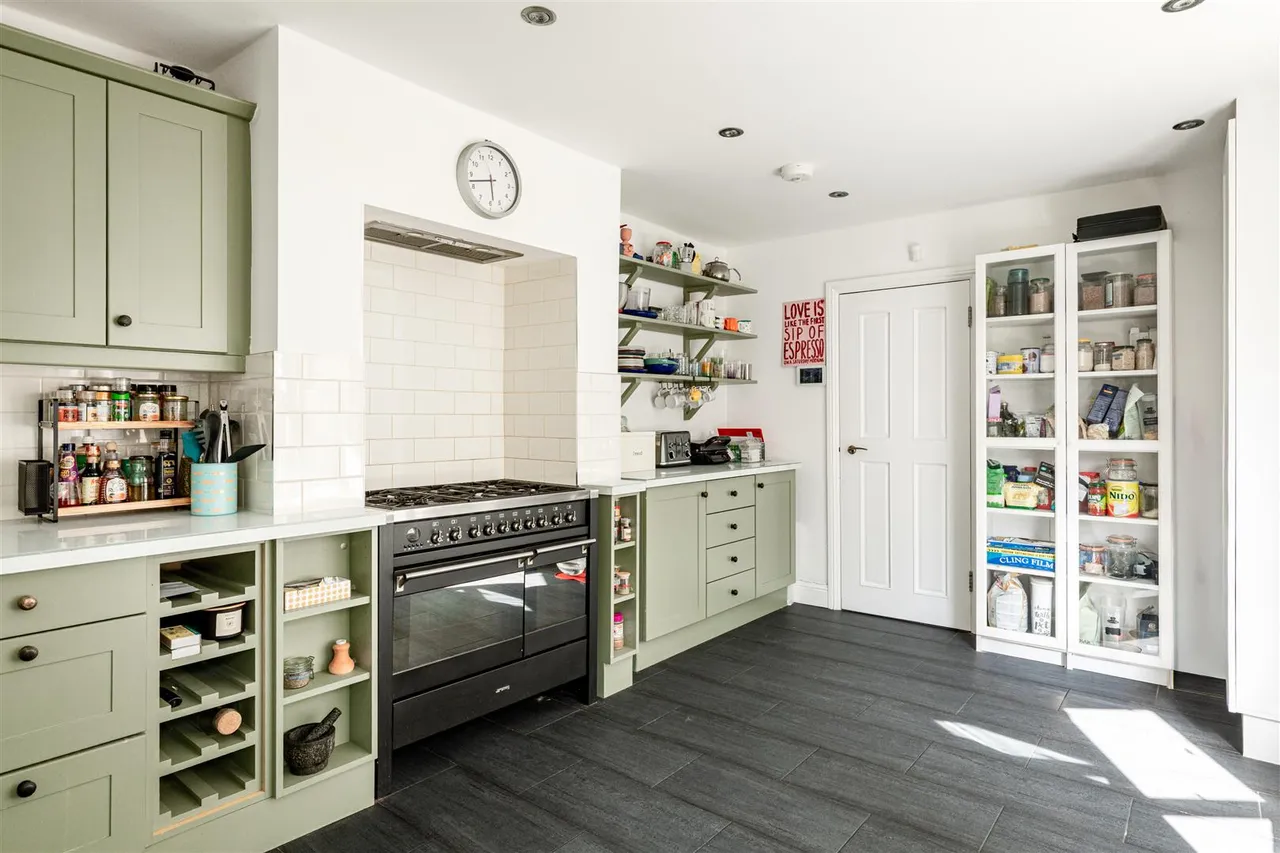 St. Dunstans Road, London, W6, photo 6