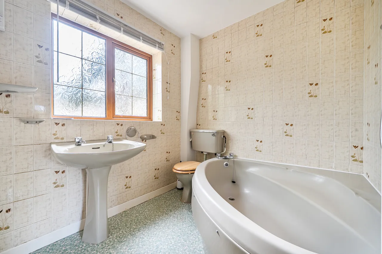 Stratton, Cirencester, GL7, photo 18