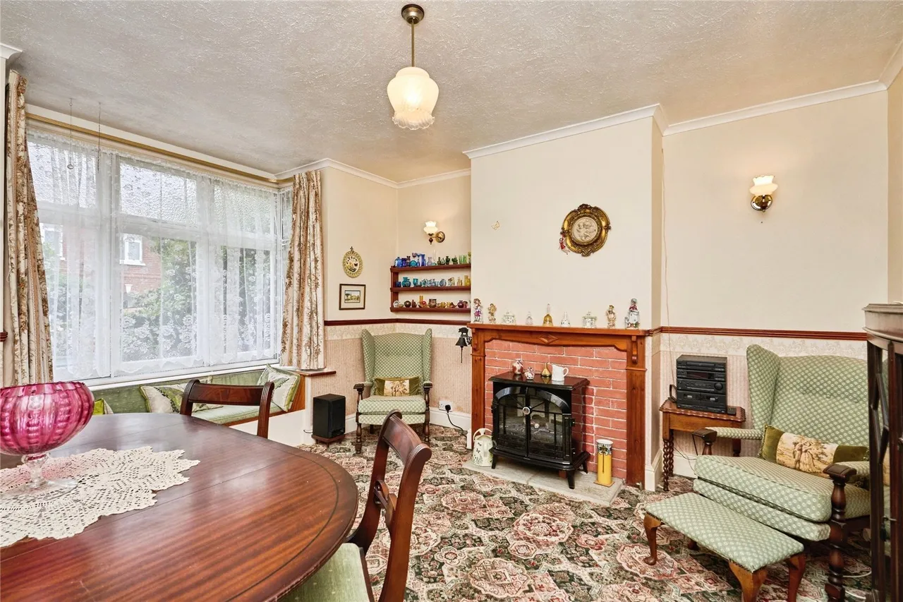 Whitesmith Road, Newport, PO30, photo 4
