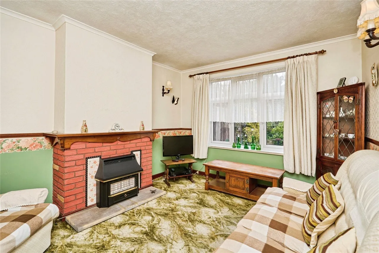 Whitesmith Road, Newport, PO30, photo 8