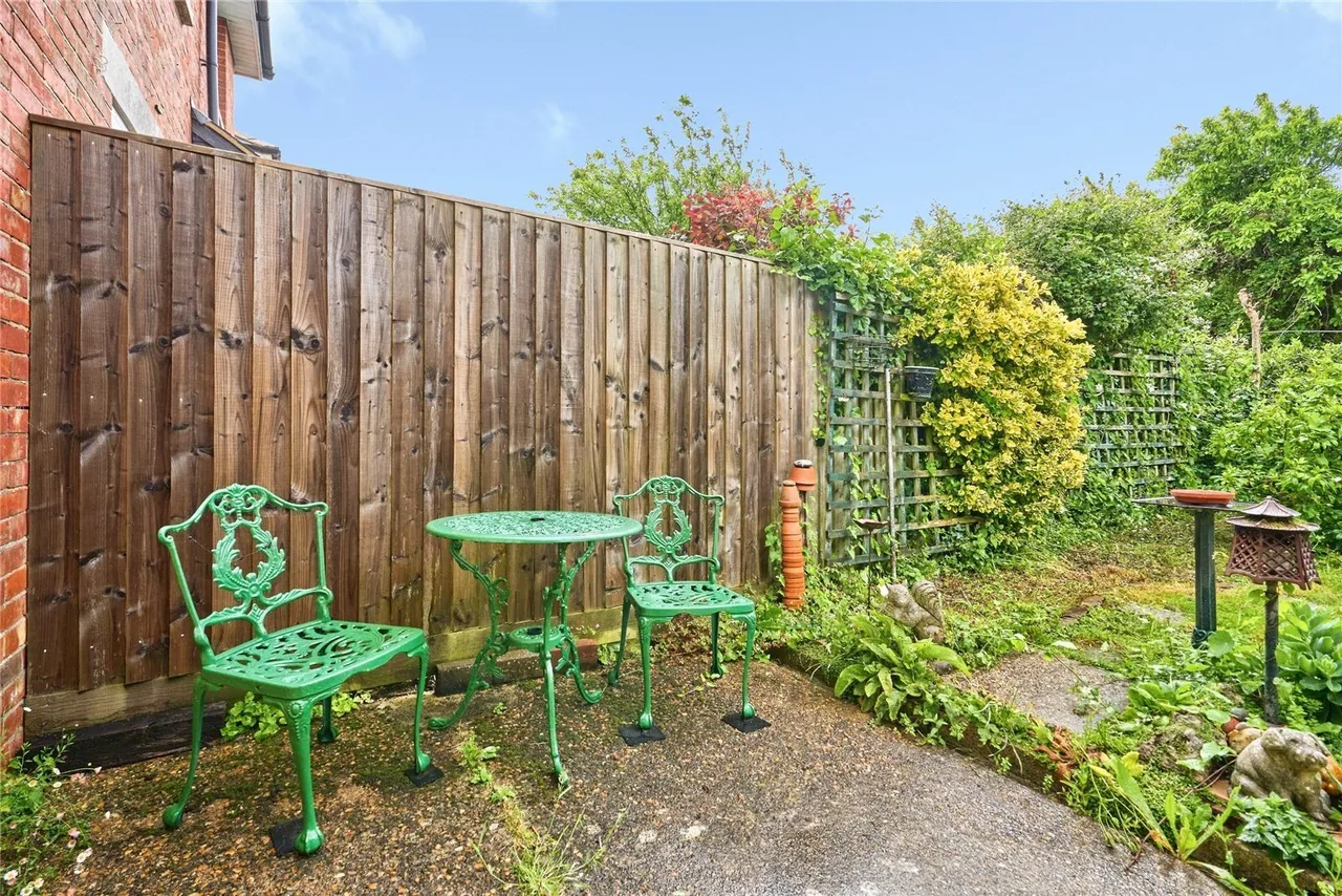 Whitesmith Road, Newport, PO30, photo 14