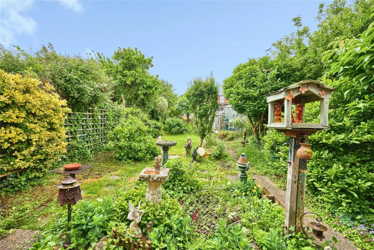 Whitesmith Road, Newport, PO30, photo 12