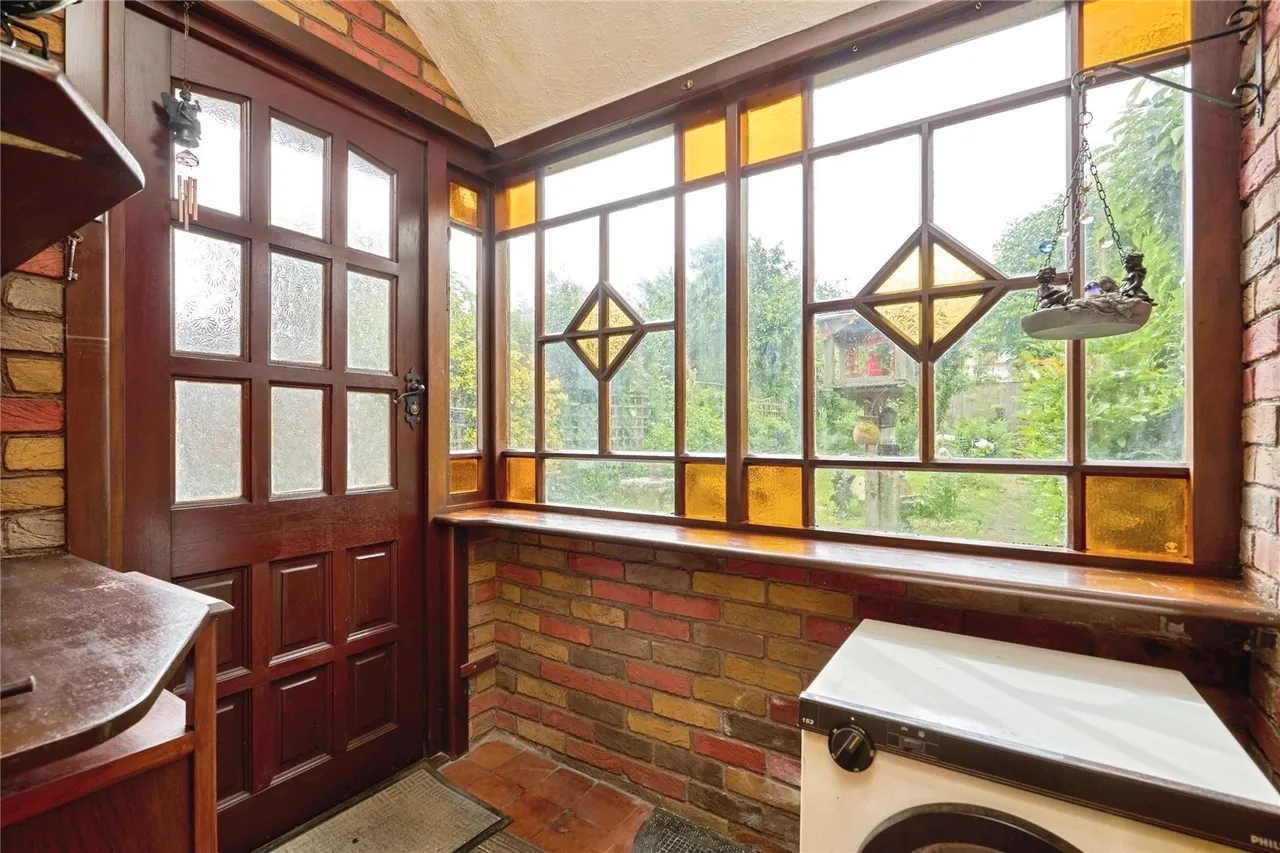 Whitesmith Road, Newport, PO30, photo 10