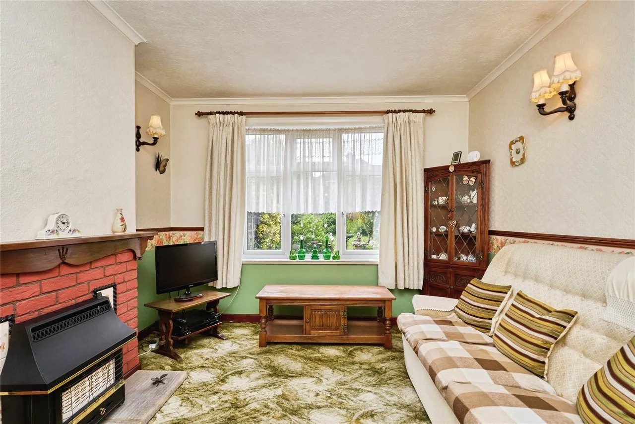 Whitesmith Road, Newport, PO30, photo 9