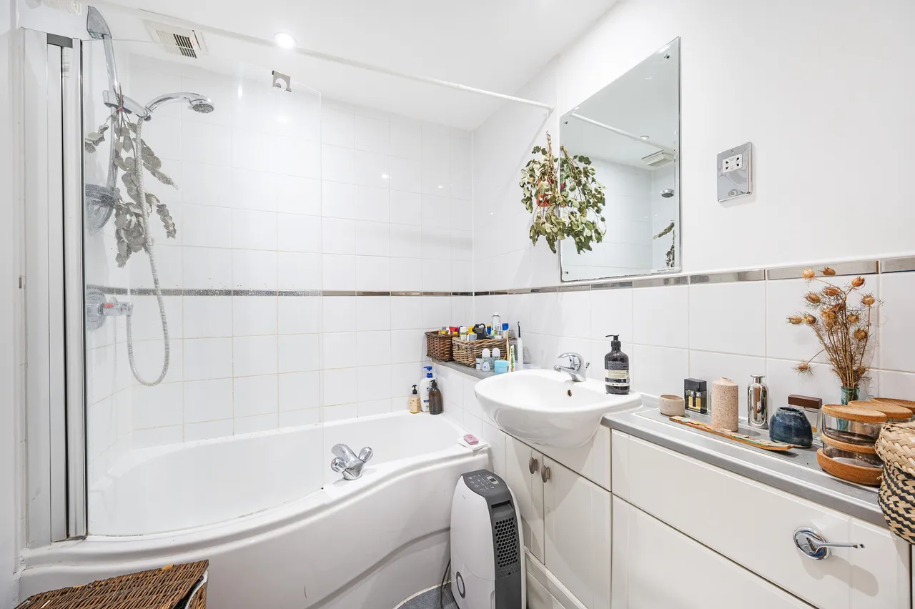 Flat 6, Angel Southside, 1 Owen Street, London, photo 6