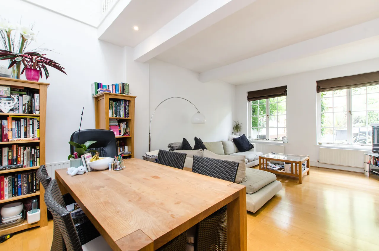 58a Ramsden Road, London, photo 4