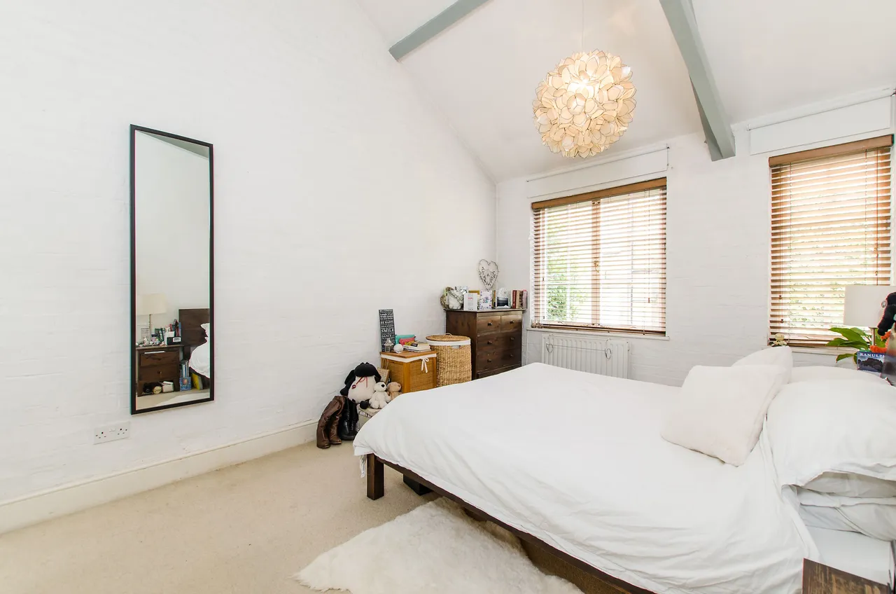 58a Ramsden Road, London, photo 9