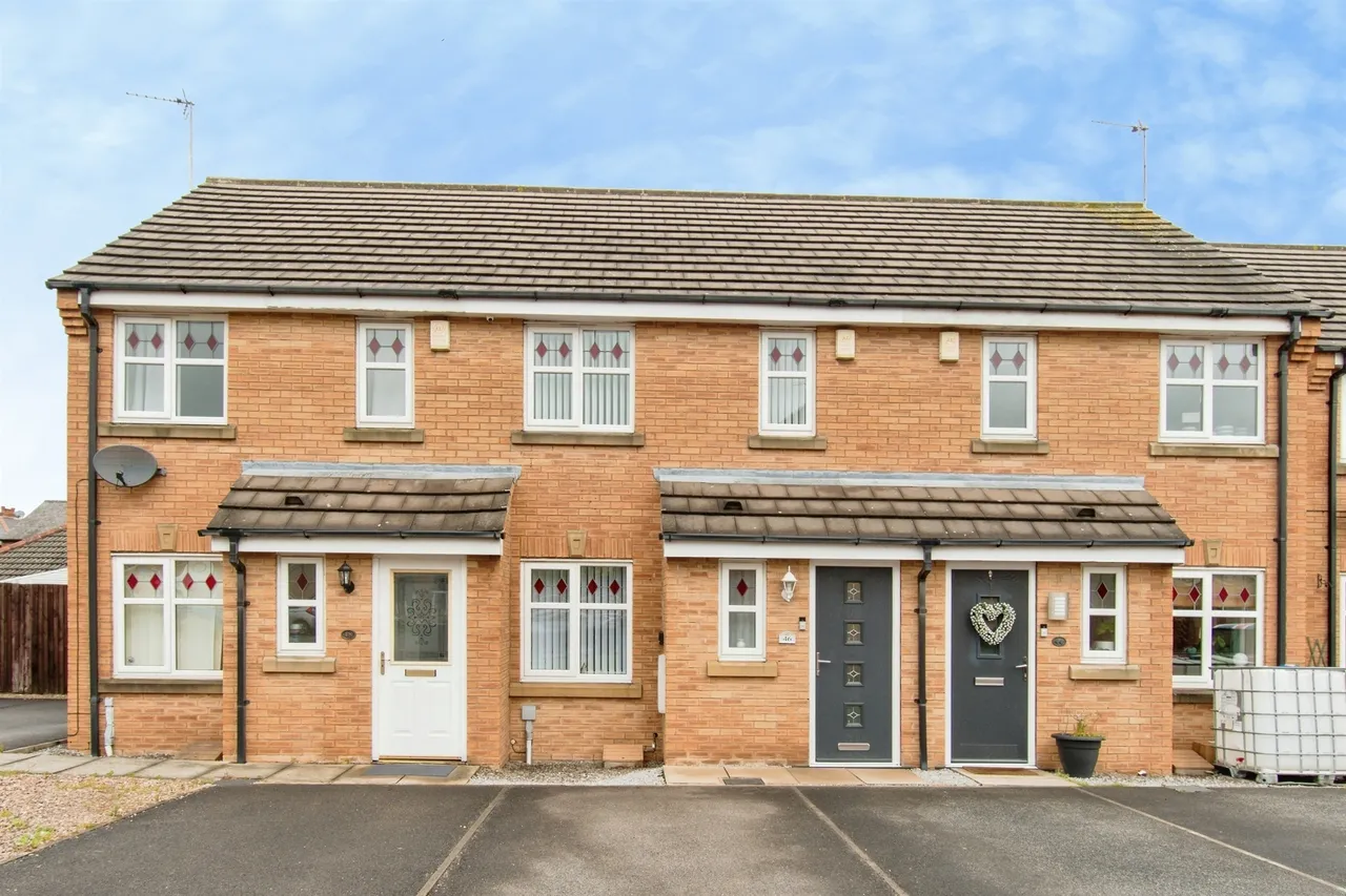 2 bed house for sale — Hoctun Close, Castleford