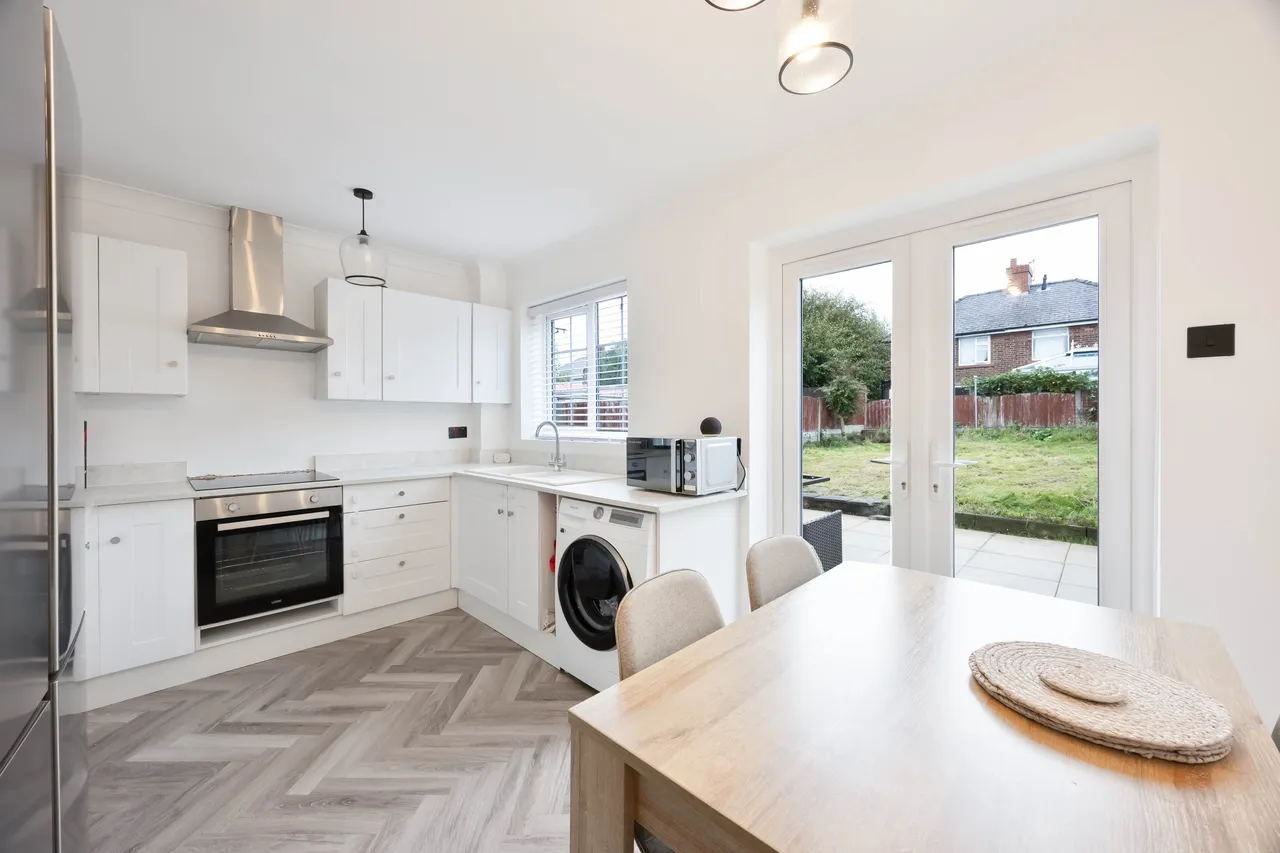 James Place, Standish, photo 7