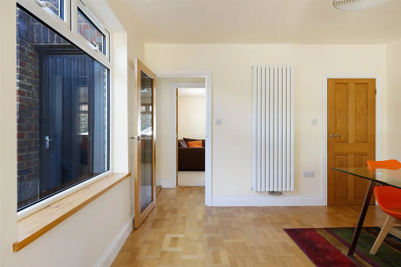 Nutley Lane, Reigate, RH2, photo 16
