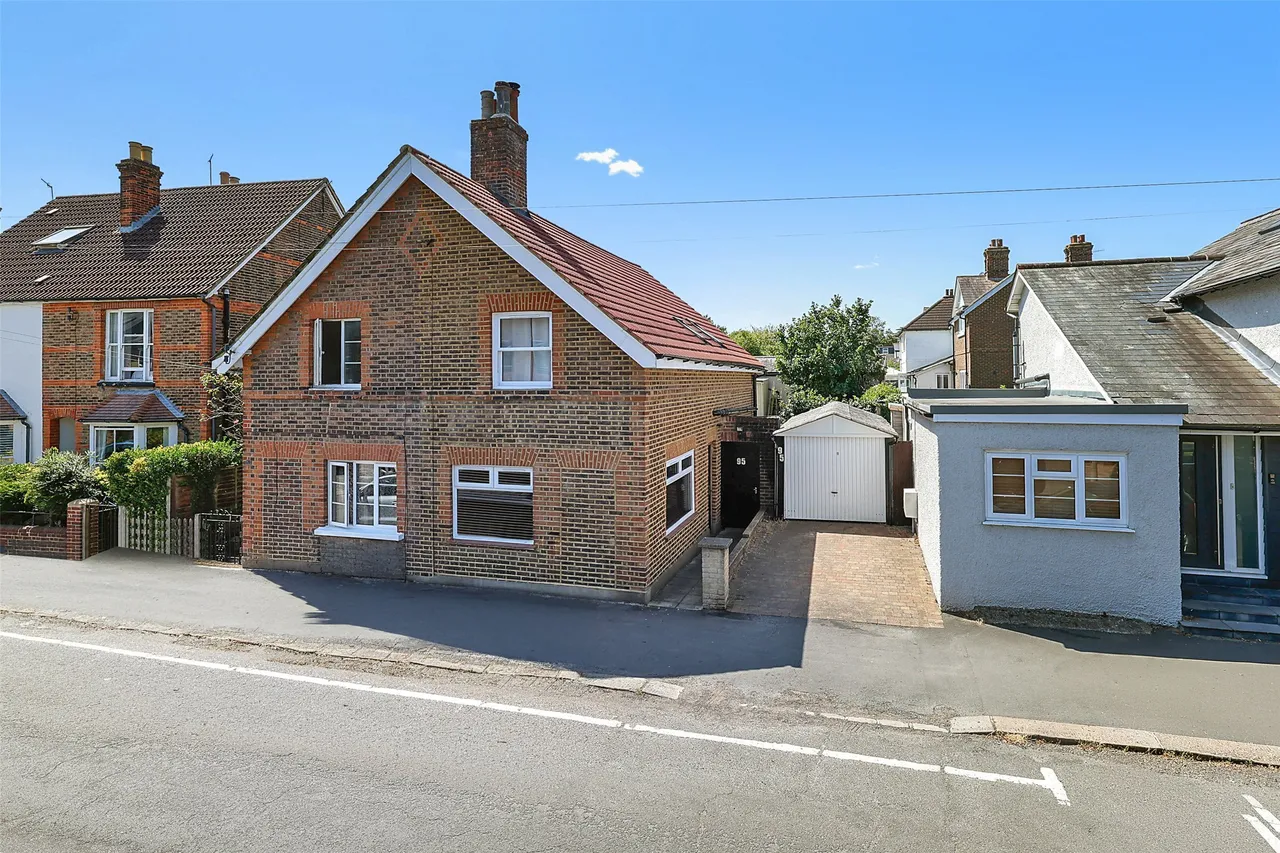 Nutley Lane, Reigate, RH2, photo 3