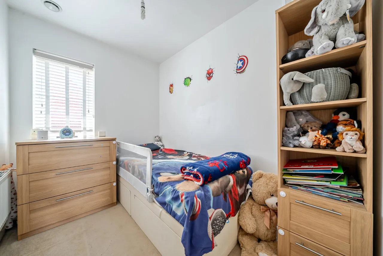 Garrett Close, Havant, PO9, photo 9