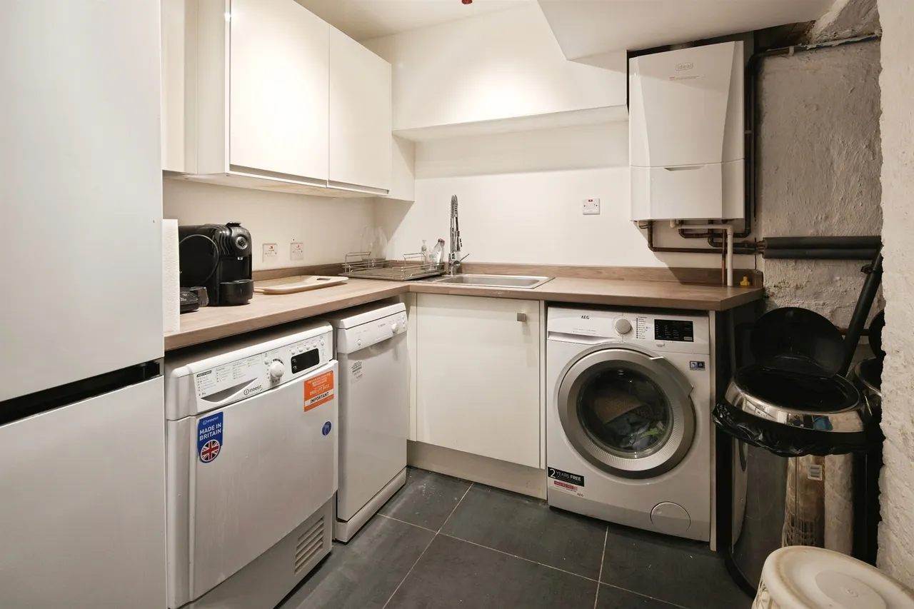 Brunswick Street East, Hove, photo 8