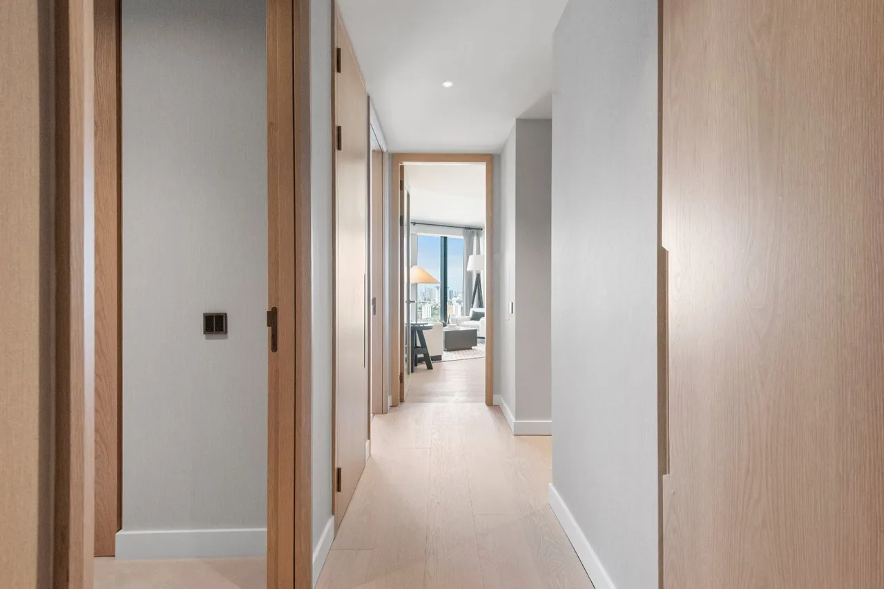 Nine Elms Lane, London, SW8, photo 7