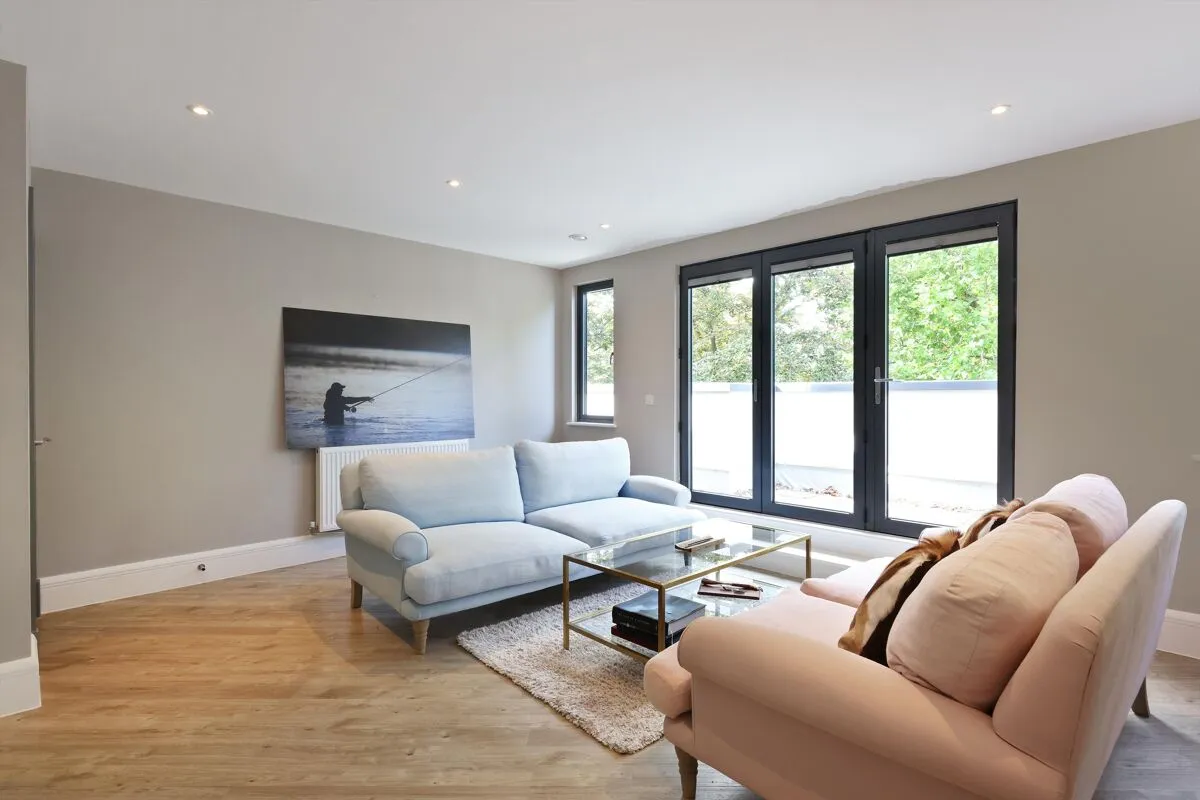 Pittville Crescent, Cheltenham, GL52, photo 2