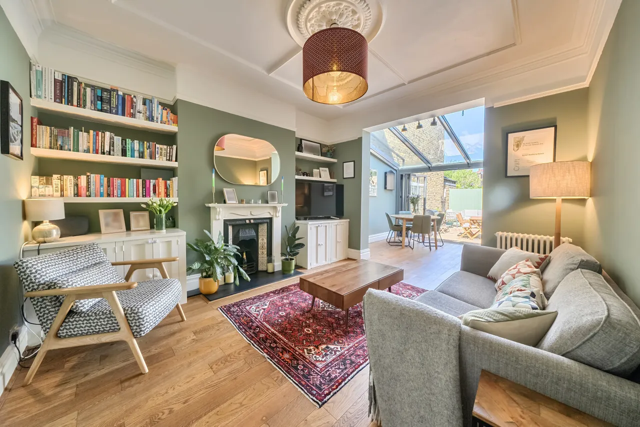2 bed flat for sale — Criffel Avenue, Telford Park, London, SW2