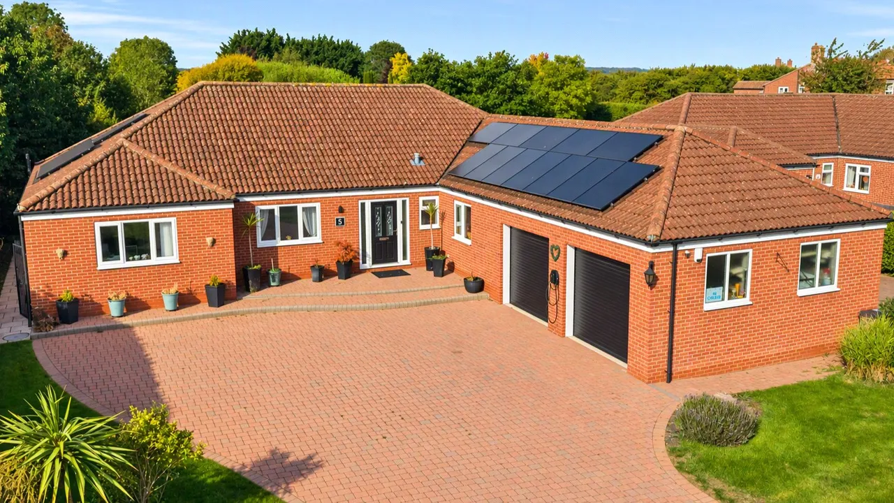 4 bed house for sale, Andrews Paddock, Hibaldstow