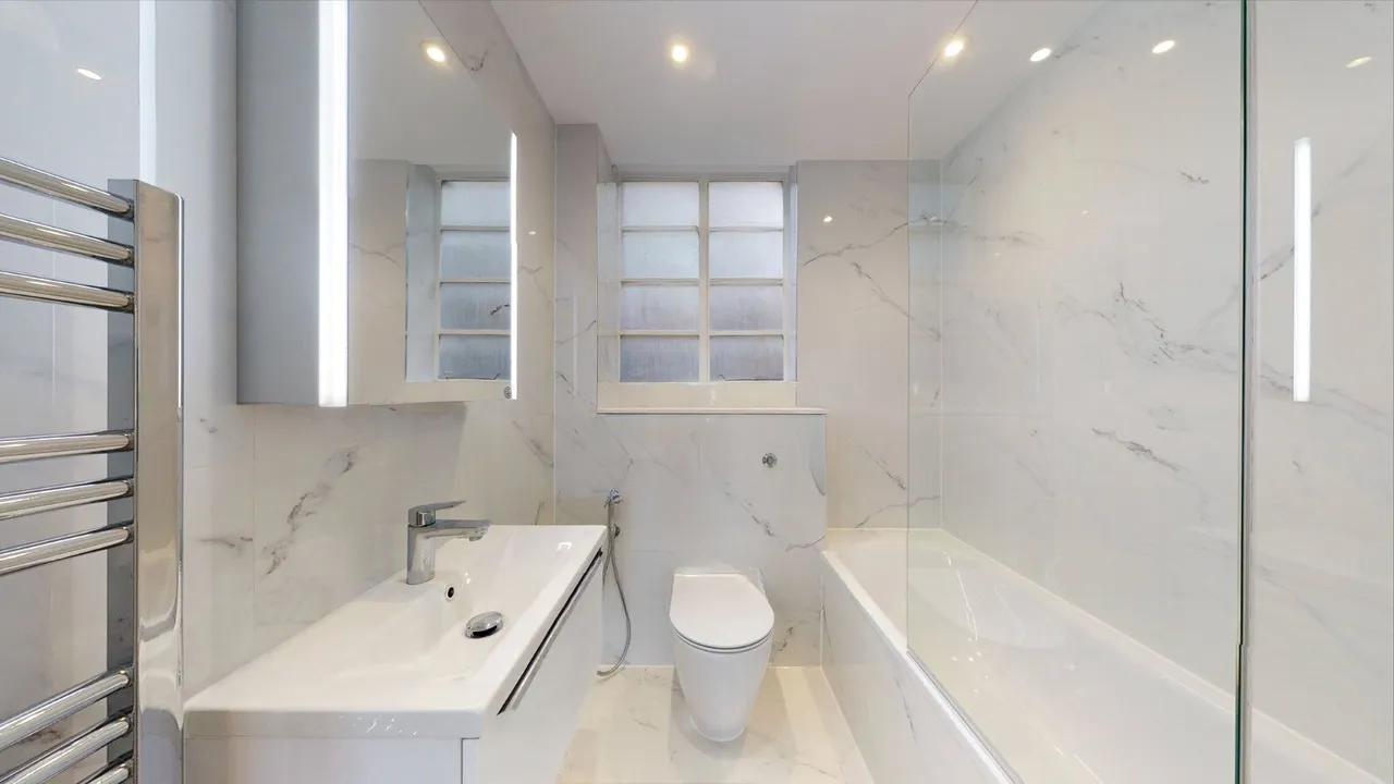 Portman Square, Marylebone, W1H, photo 8
