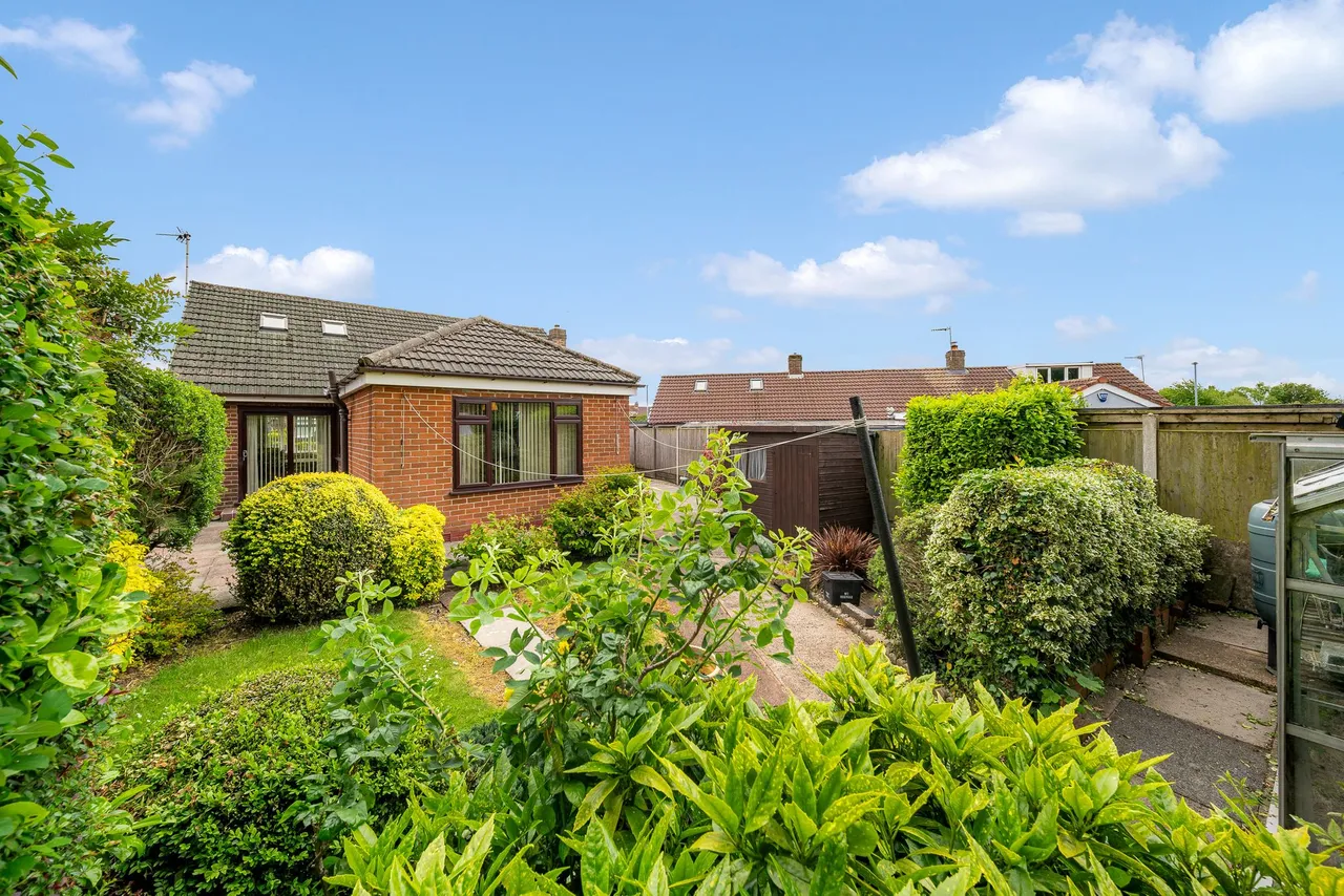 3 bed house for sale — Gutticar Road, Widnes, Widnes, WA8 8PN