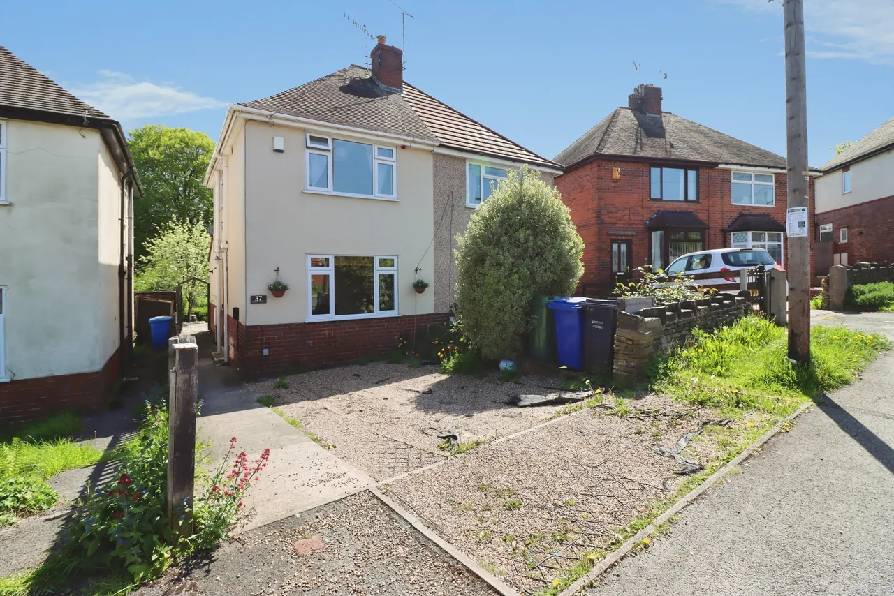 2 bed house for sale — Clarkson Avenue, Chesterfield