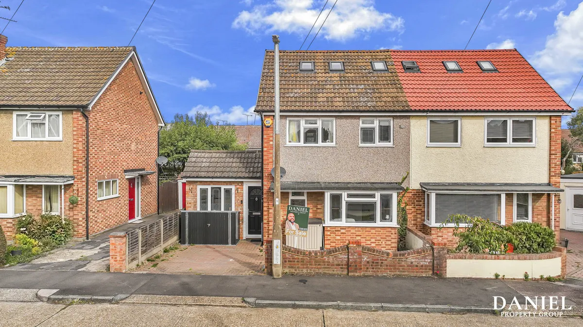 Victoria Close, Laindon, SS15, photo 31