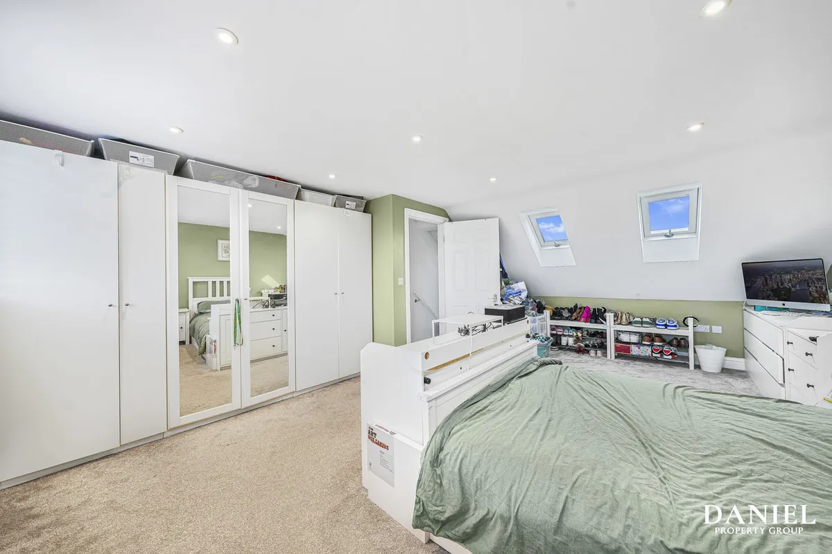 Victoria Close, Laindon, SS15, photo 22