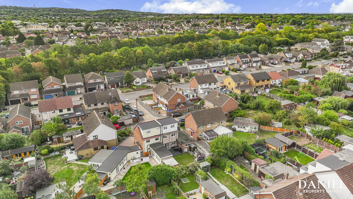 Victoria Close, Laindon, SS15, photo 23